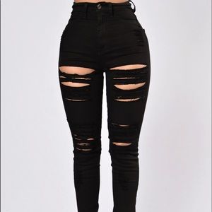 BNWT Fashion Nova High Waisted Ripped Black Jeans